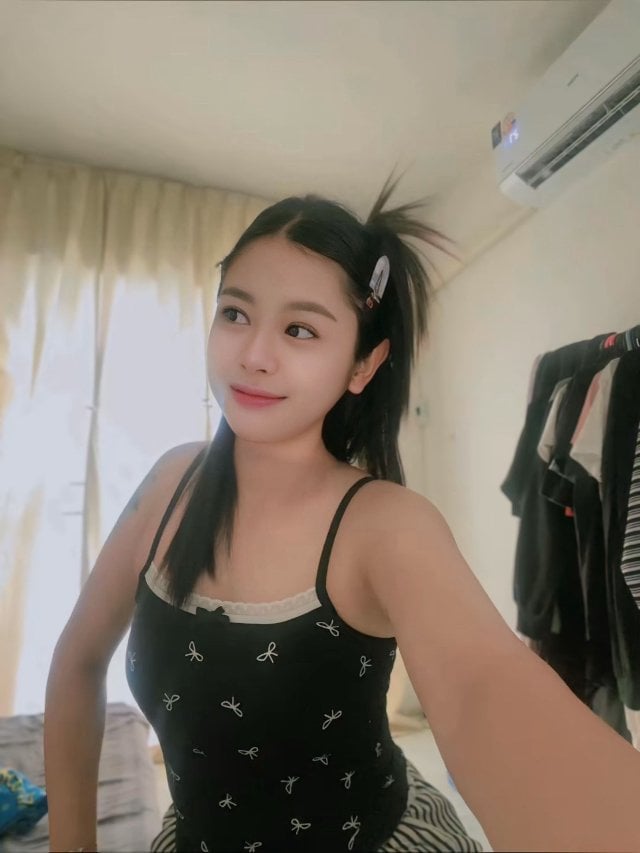 เมย์ 4