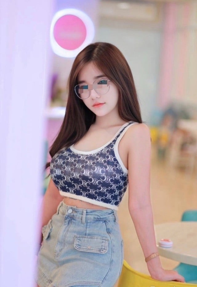 วุ้น - ไซด์ไลน์ เมืองชลบุรี ชลบุรี