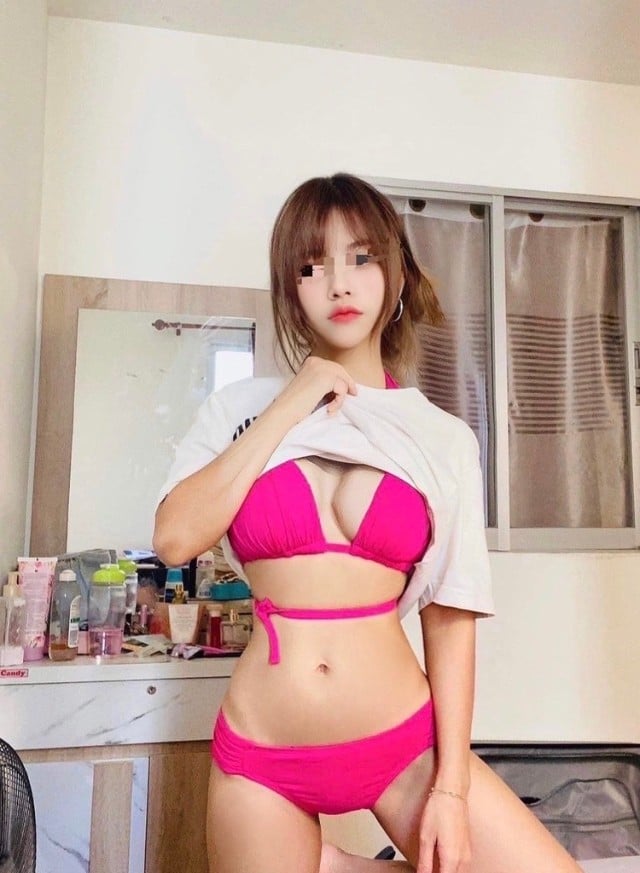 เอมมี่ - ไซด์ไลน์ เมืองภูเก็ต ภูเก็ต