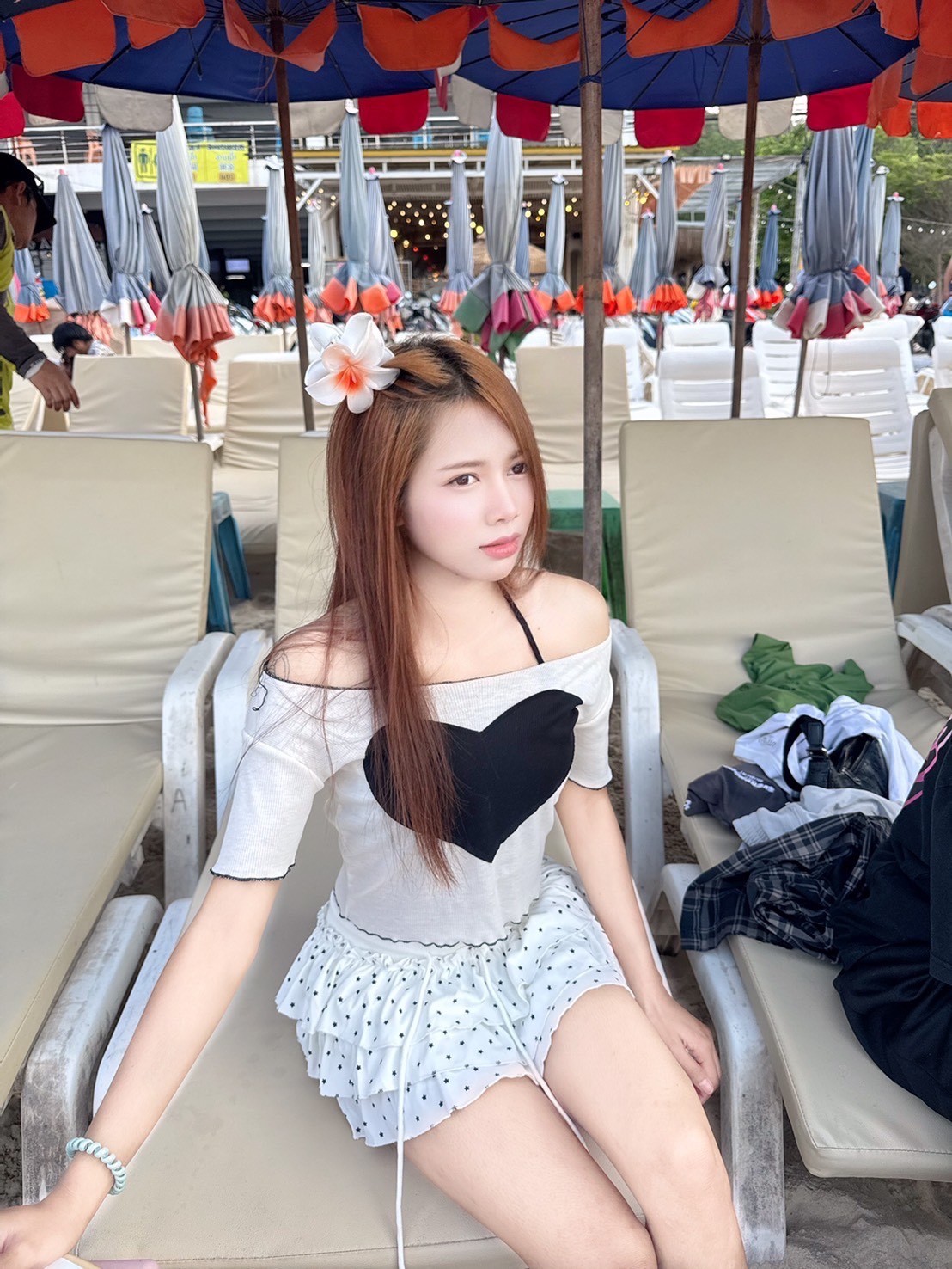 จีนี่ ลูกครึ่ง เด็กอายุ20 (นักศึกษา) บางกรอบกรุบๆๆ! 4