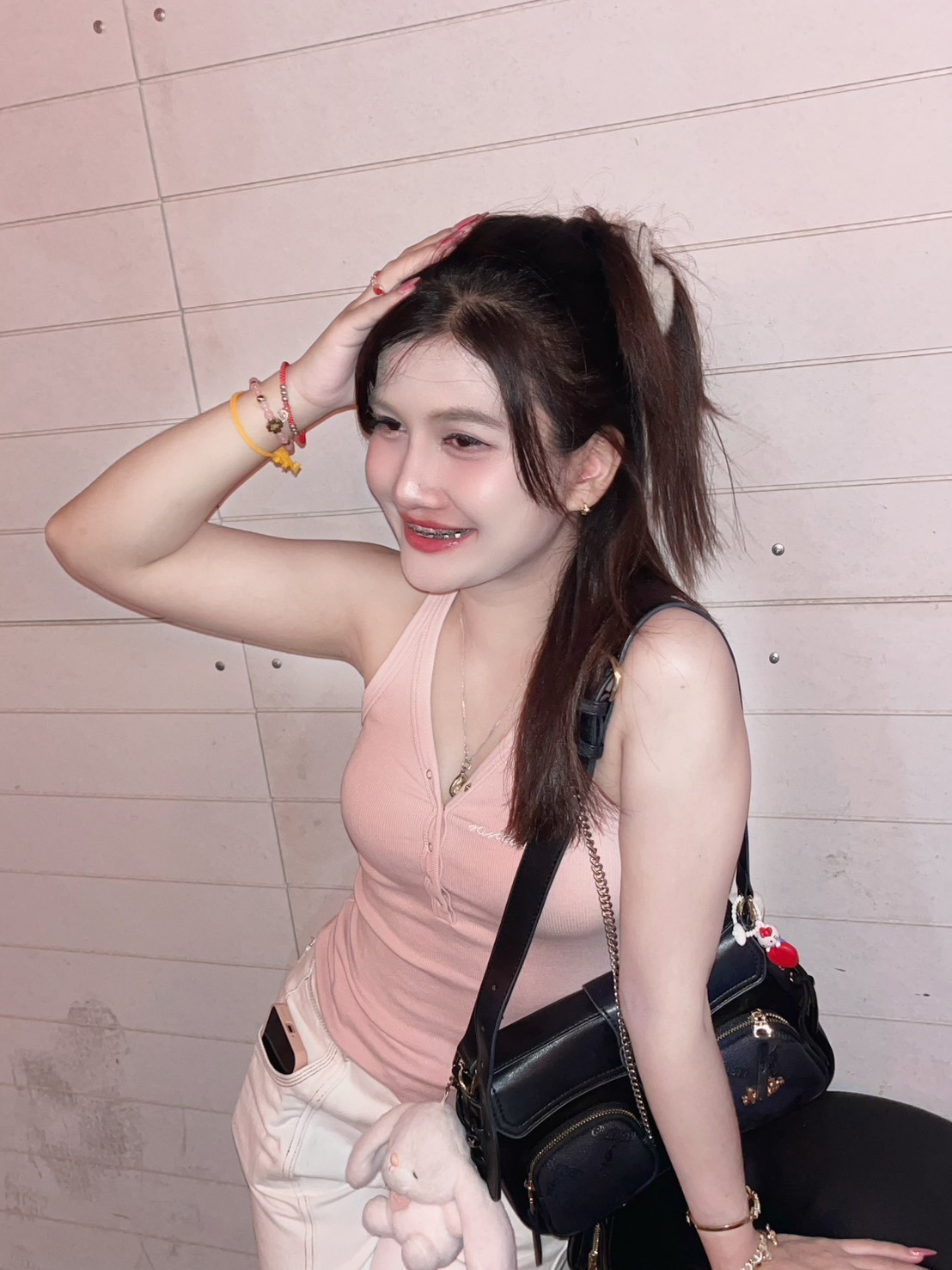 อมยิ้ม ตัวเล็ก บางกรอบ ผิวขาว อกแท้ ไม่สัก 4