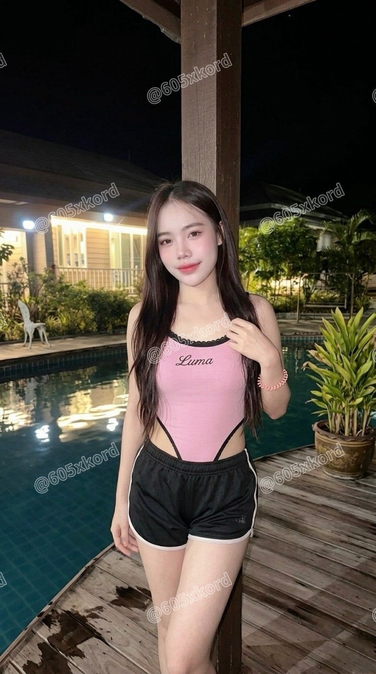 จุ๊บจุ๊บ นมแท้ใหญ่ๆ ตัวเล็ก ขาวหมวย ไม่สัก 2