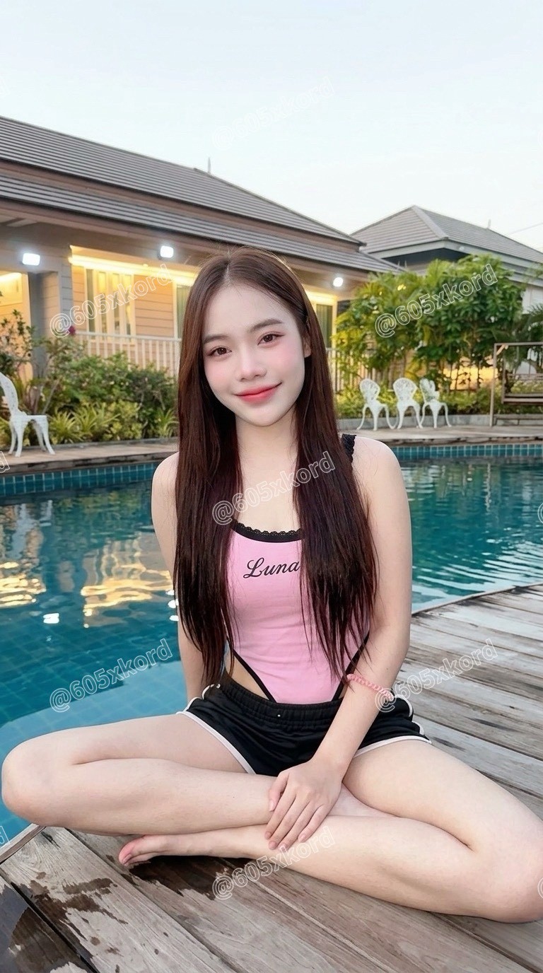 จุ๊บจุ๊บ นมแท้ใหญ่ๆ ตัวเล็ก ขาวหมวย ไม่สัก 3